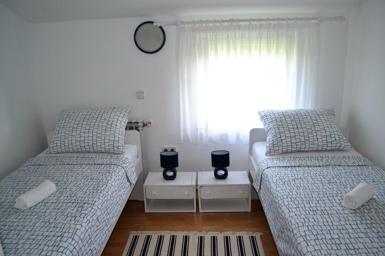 Apartments Marko Porec Exterior photo